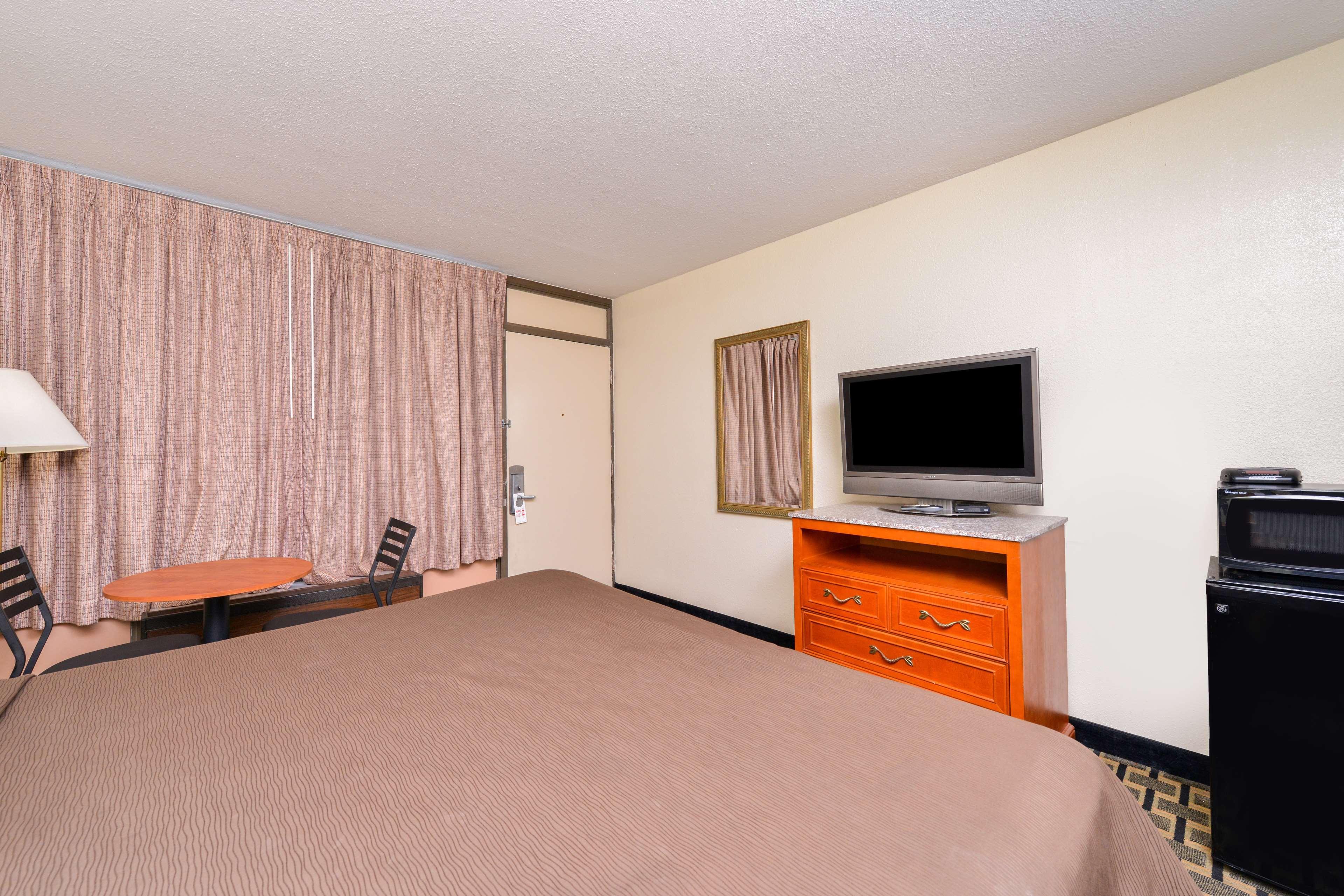 Americas Best Value Inn-Nashville/Airport South Eksteriør bilde