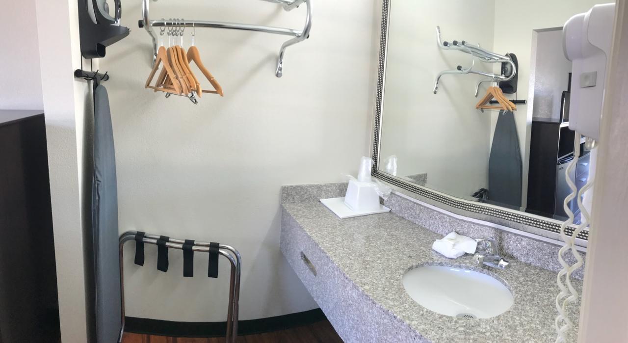 Americas Best Value Inn-Nashville/Airport South Eksteriør bilde